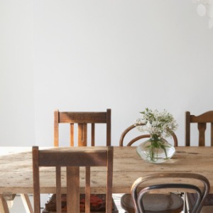 Find the perfect dining table for serving your guests in comfort and style